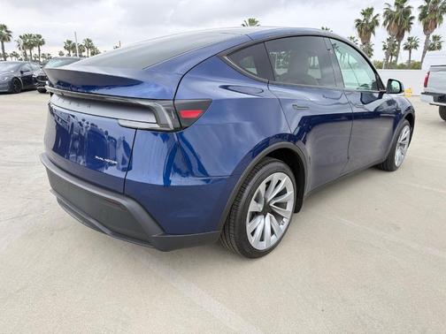 2026 Tesla Model Y Long Range