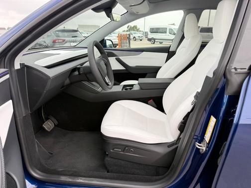 2026 Tesla Model Y Long Range