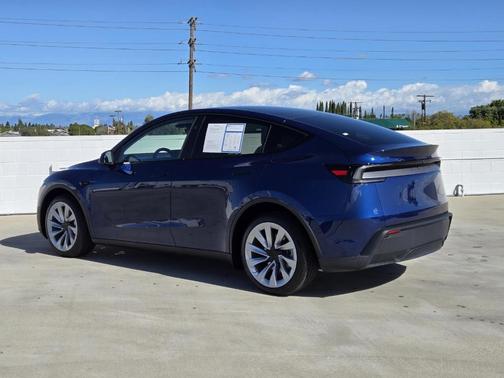 2026 Tesla Model Y Long Range