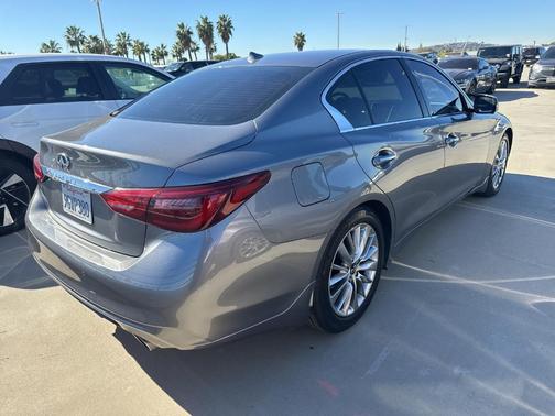 2023 INFINITI Q50 LUXE