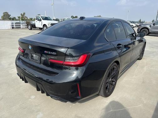 2023 BMW M340 i xDrive