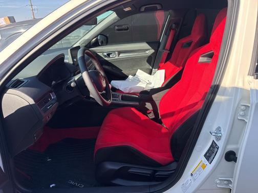 2025 Honda Civic Type R Base