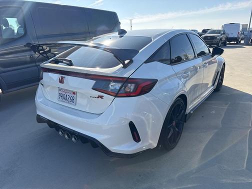 2025 Honda Civic Type R Base