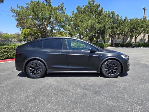 2023 Tesla Model X Plaid