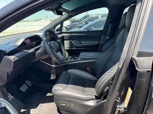 2023 Tesla Model X Plaid