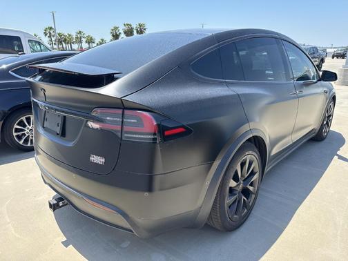 2023 Tesla Model X Plaid