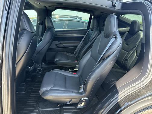2023 Tesla Model X Plaid