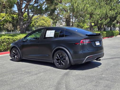 2023 Tesla Model X Plaid