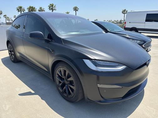 2023 Tesla Model X Plaid