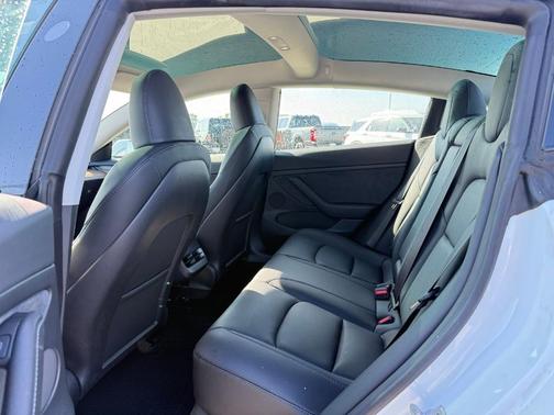 White 2023 Tesla Model 3 Base