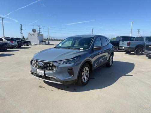 Vapor Blue 2025 Ford Escape Active