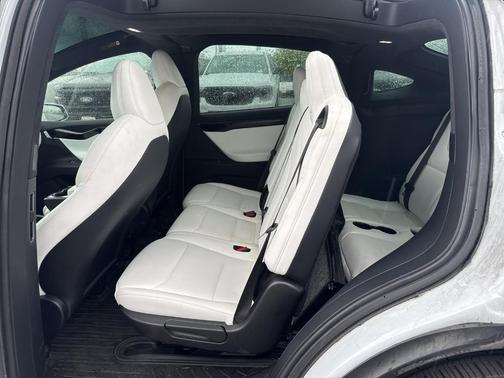 2021 Tesla Model X Long Range