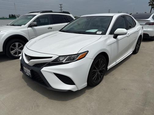 2019 Toyota Camry SE