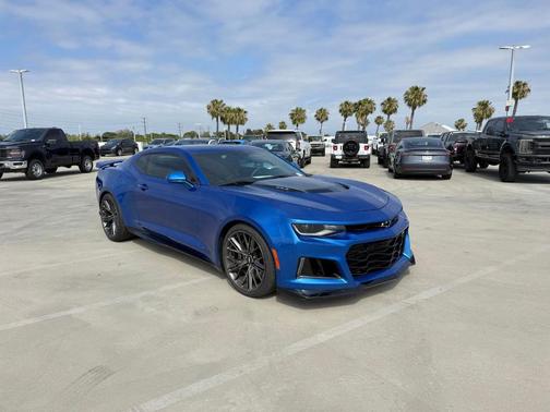 Hyper Blue Metallic 2018 Chevrolet Camaro ZL1