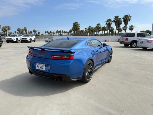 Hyper Blue Metallic 2018 Chevrolet Camaro ZL1