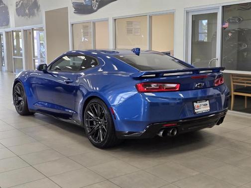 Hyper Blue Metallic 2018 Chevrolet Camaro ZL1