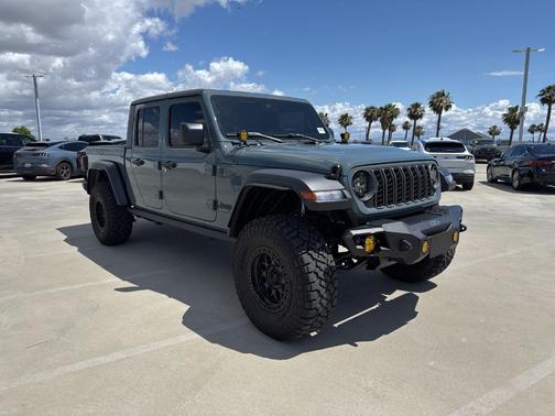 Anvil Clearcoat 2025 Jeep Gladiator Sport