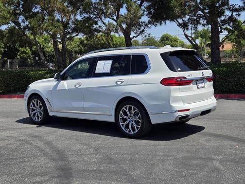 2019 BMW X7 xDrive40i