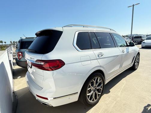 2019 BMW X7 xDrive40i