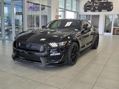 2018 Ford Shelby GT350 Base