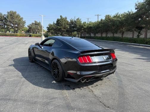 2018 Ford Shelby GT350 Base