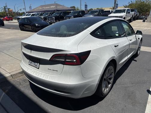 2022 Tesla Model 3 Long Range