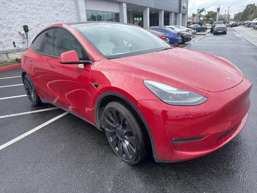 2023 Tesla Model Y Performance