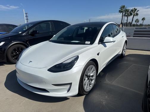 2023 Tesla Model 3 Base