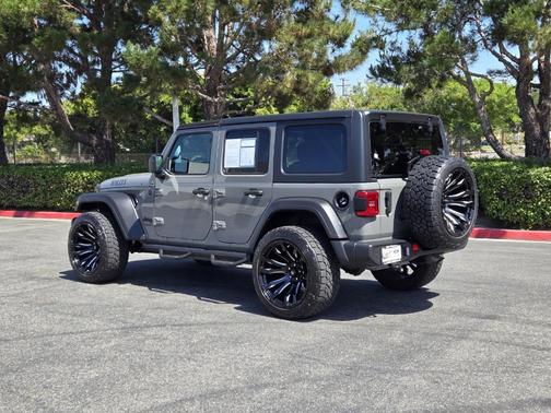 2022 Jeep Wrangler Unlimited Sport