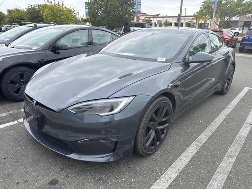 2022 Tesla Model S Plaid