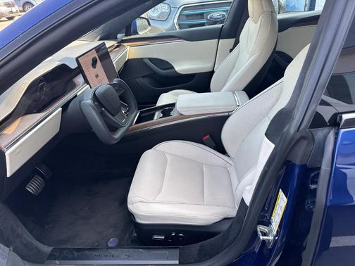 2021 Tesla Model S Plaid