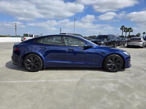 2021 Tesla Model S Plaid