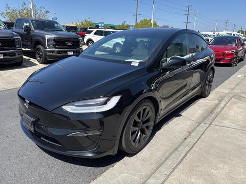 2022 Tesla Model X Base