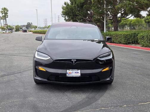 2022 Tesla Model X Base