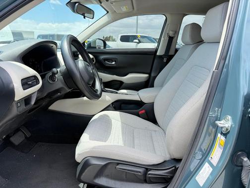 Gray 2023 Honda HR-V LX