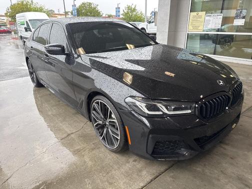 2021 BMW 530 i