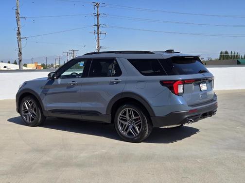 Vapor Blue Metallic 2026 Ford Explorer ST