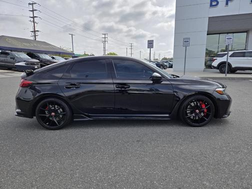 Black 2024 Honda Civic Type R Base