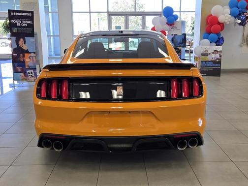 2018 Ford Shelby GT350 Base