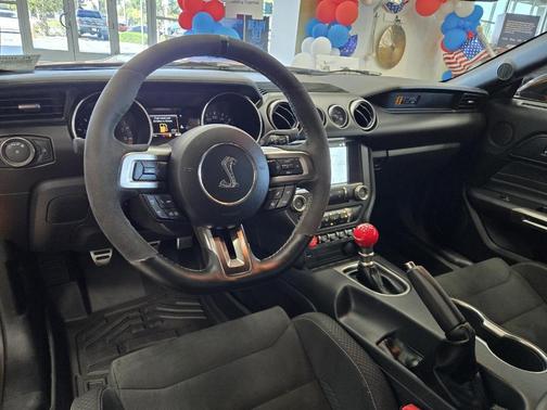 2018 Ford Shelby GT350 Base