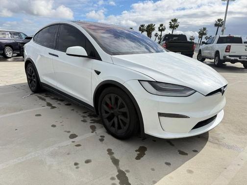 2023 Tesla Model X Plaid