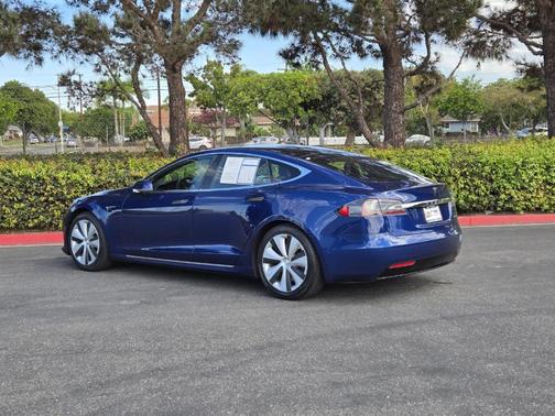 2021 Tesla Model S Long Range