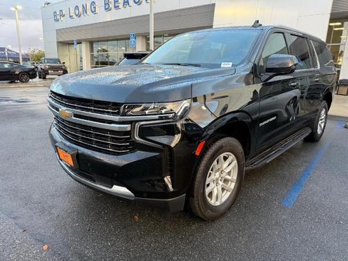 2024 Chevrolet Suburban LT