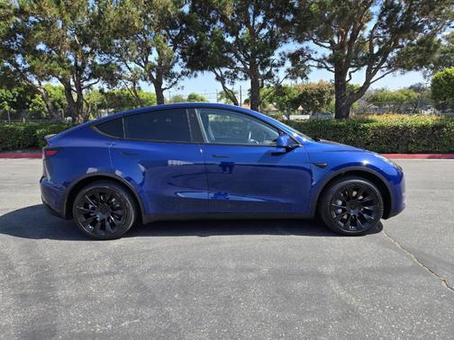 2021 Tesla Model Y Standard Range