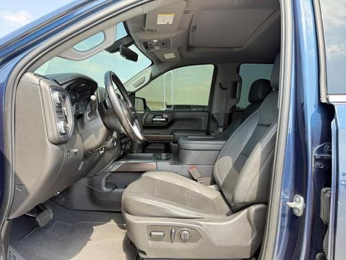 Pacific Blue Metallic 2021 GMC Sierra 1500 SLT