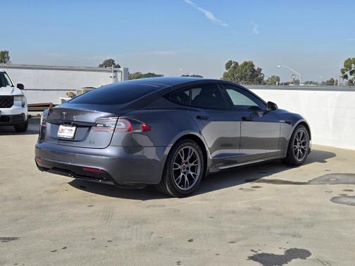 2021 Tesla Model S Long Range