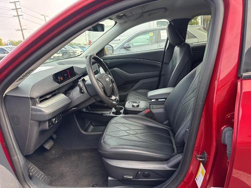 2023 Ford Mustang Mach-E Select