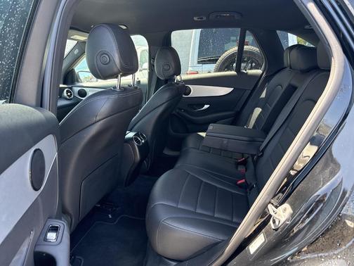 2022 Mercedes-Benz GLC 300 Base