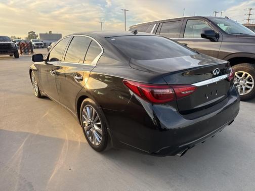2022 INFINITI Q50 LUXE