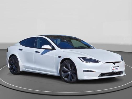 2022 Tesla Model S Base